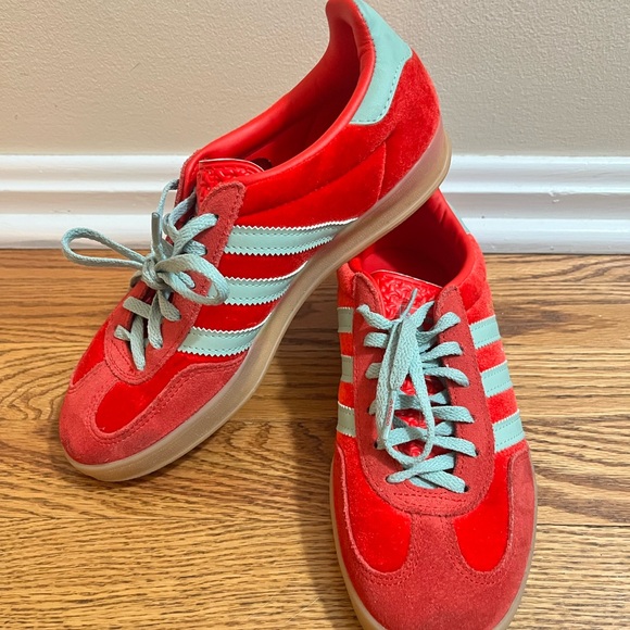 IG6786 adidas Originals Gazelle Indoor Better Scarlet Hazy Green Gum (Women's) - Picture 1 of 7